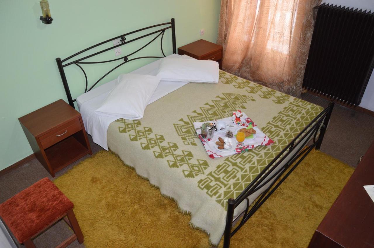 Hotel Hani Zisi Ханья Экстерьер фото